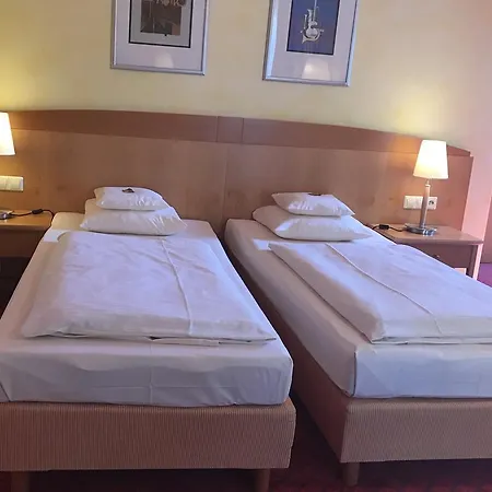 Businesshotel Heilbronn- Biberach 하일브론