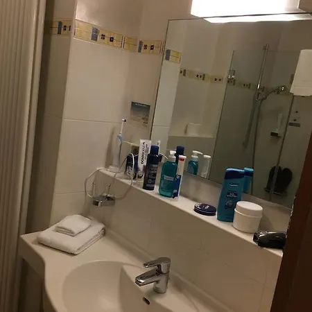 Businesshotel Heilbronn- Biberach 하일브론